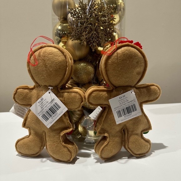🌸NEW 2 Pieces Gingerbread Christmas Ornaments With tags. - Picture 4 of 5